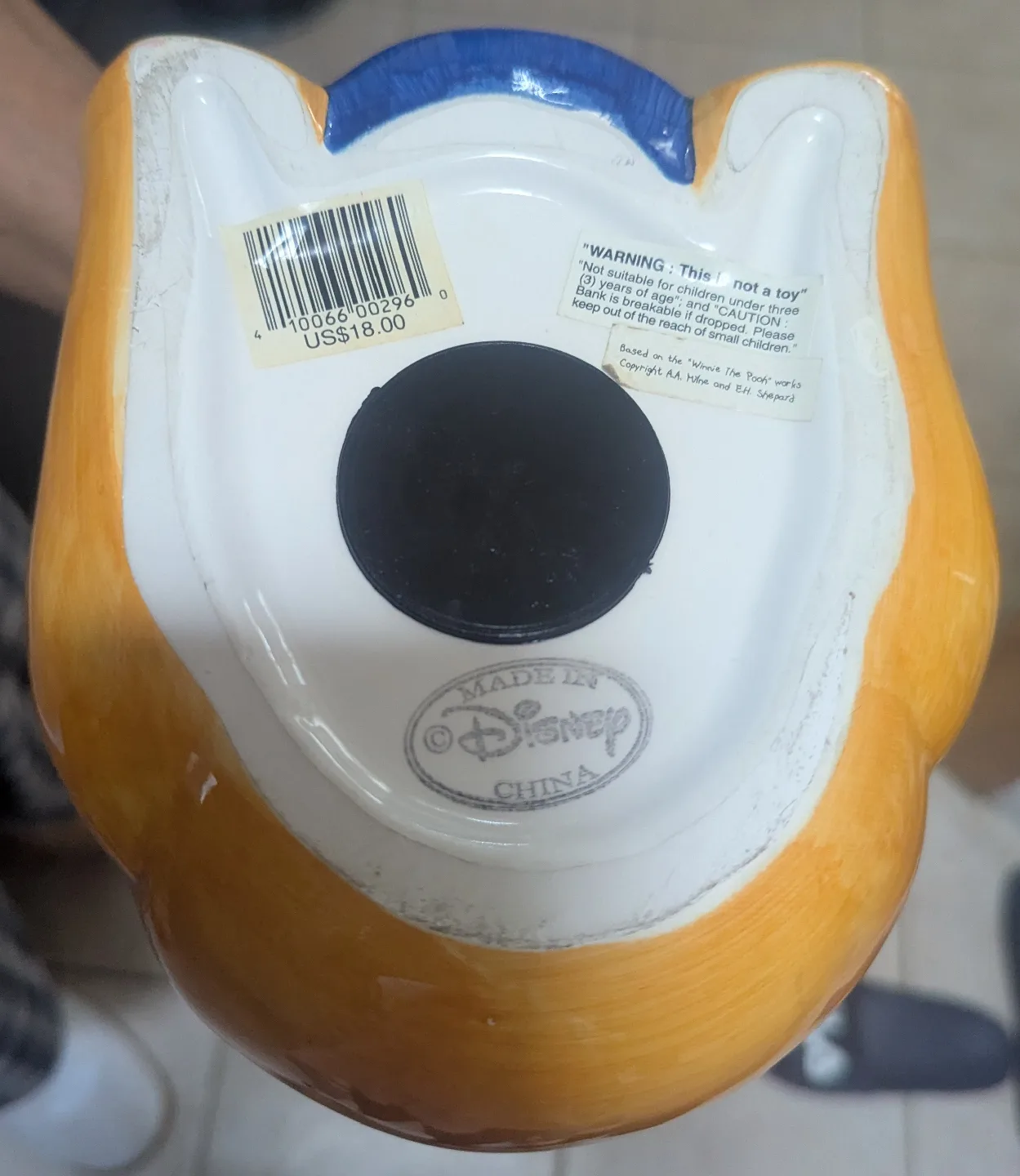 Disney Winnie the Pooh Hunny Pot Coin Bank image indicator(5)