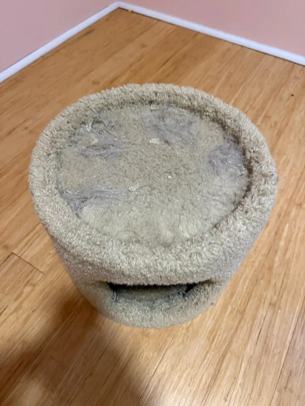 Carpeted Cat Cave / Hideaway thumbnail