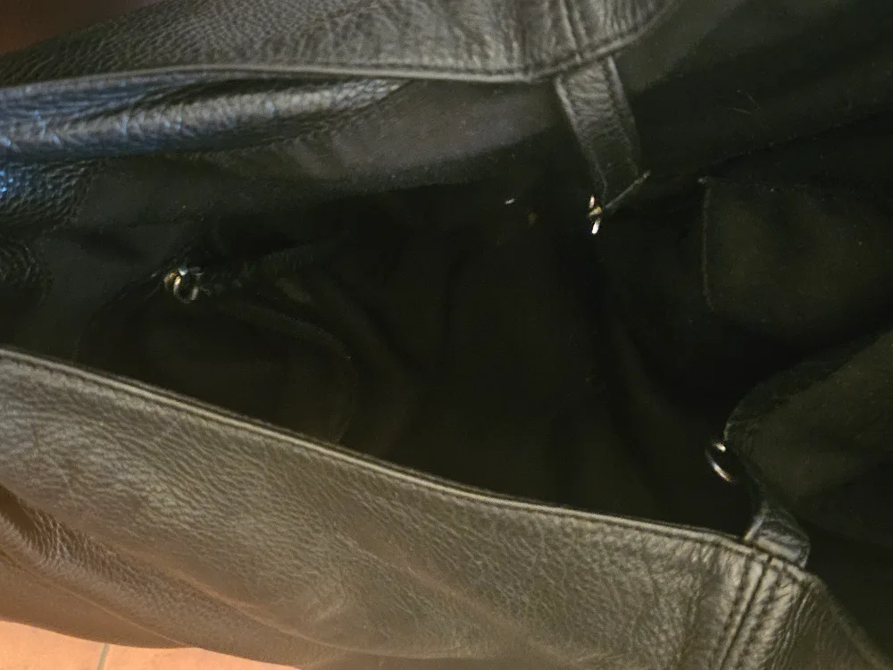 big leather hobo bag image indicator(4)