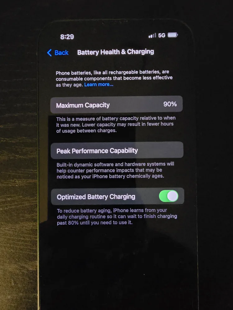 iPhone 13 - Green image indicator(3)