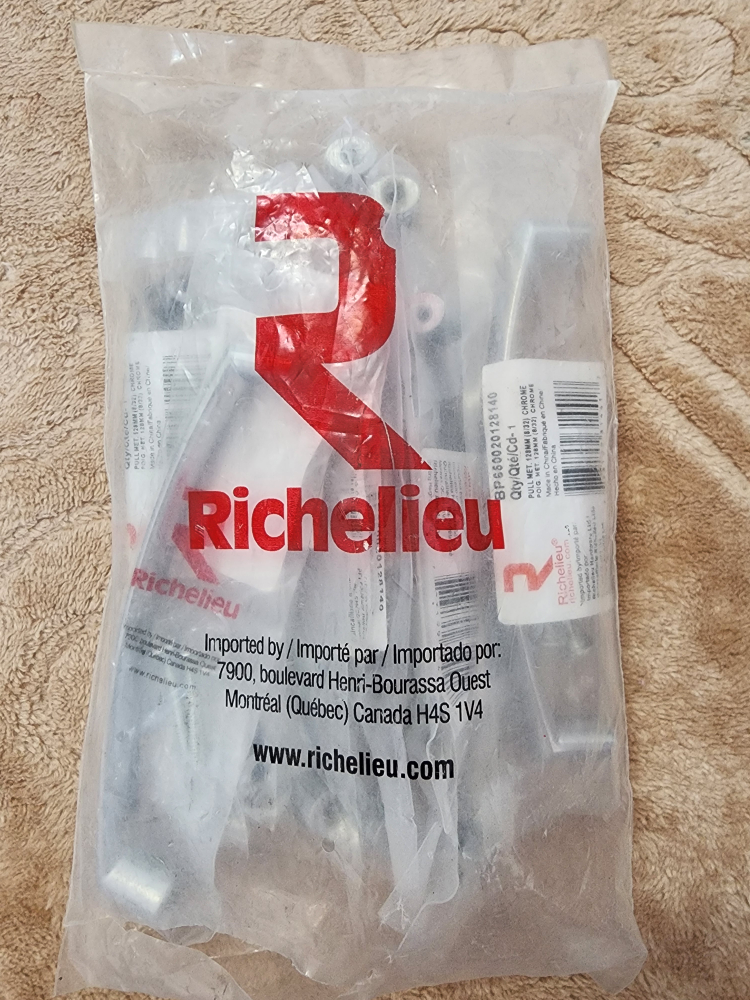Richelieu BP660020128140 Chrome Pulls - New!