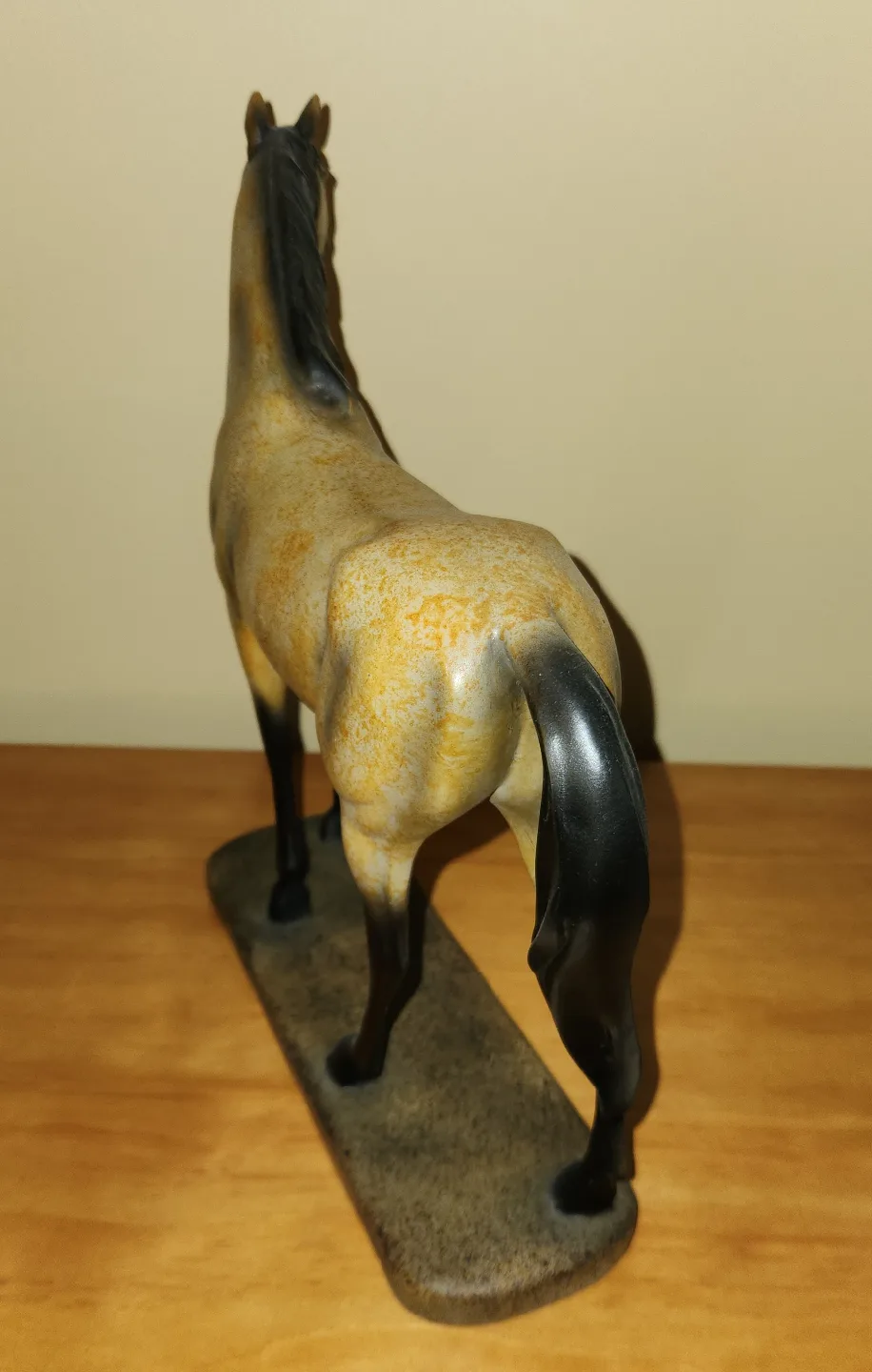 Horse Figurine image indicator(3)