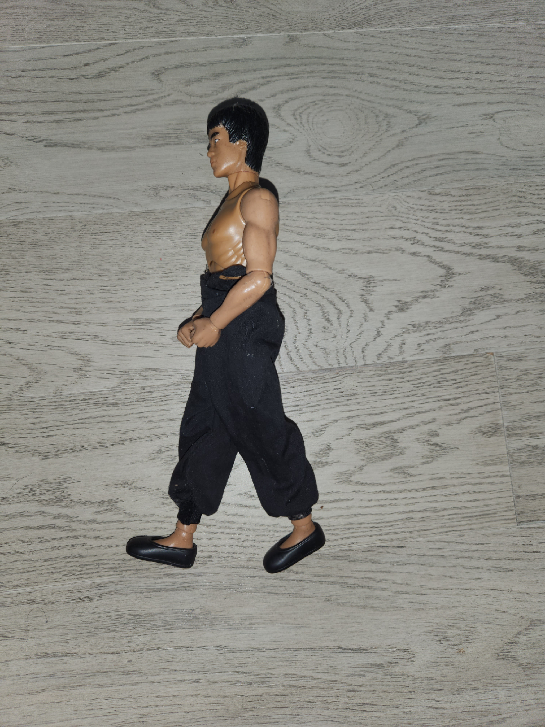 Bruce Lee Action Figure - photo 3