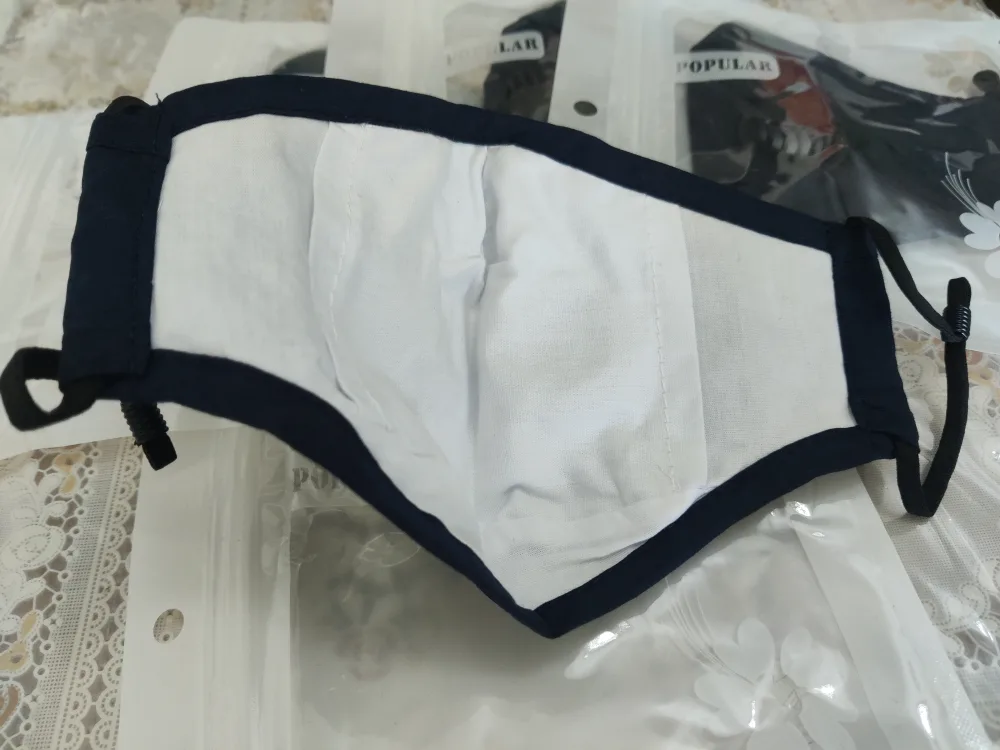 Popular Face Masks with filter 5 pieces image indicator(3)