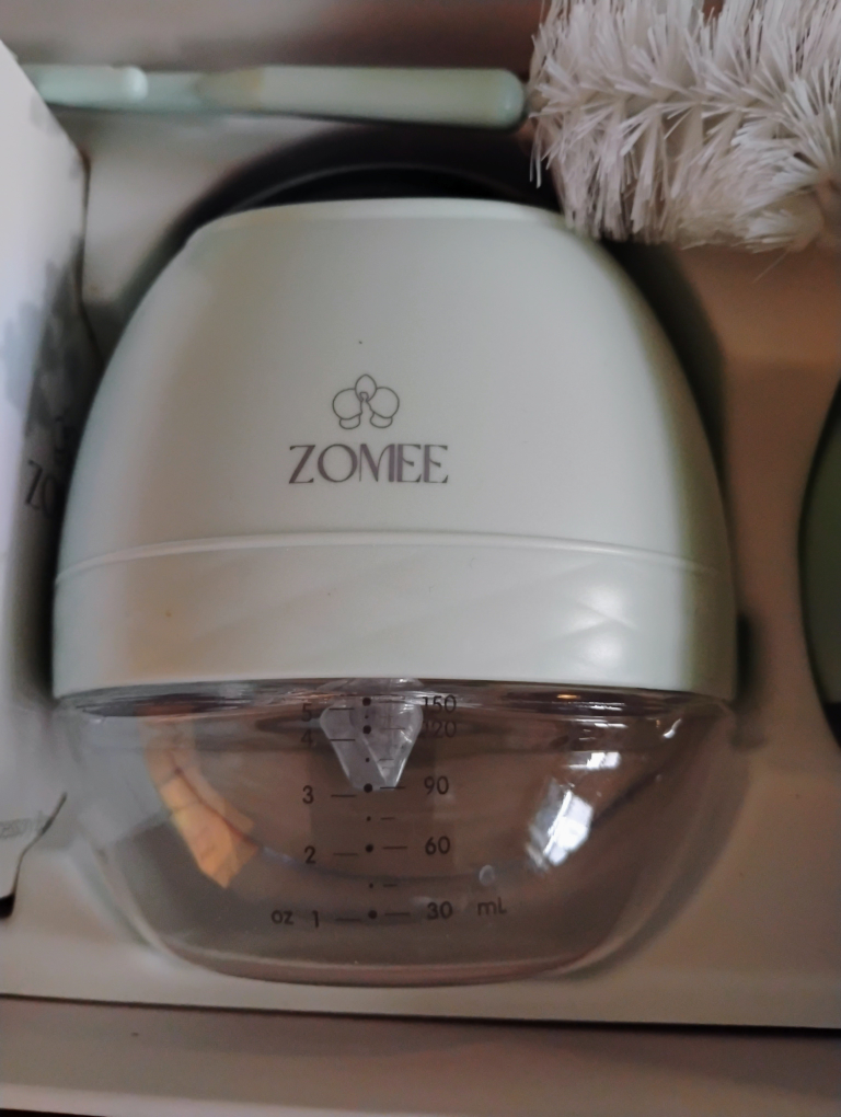 ZOMEE BREAST PUMP