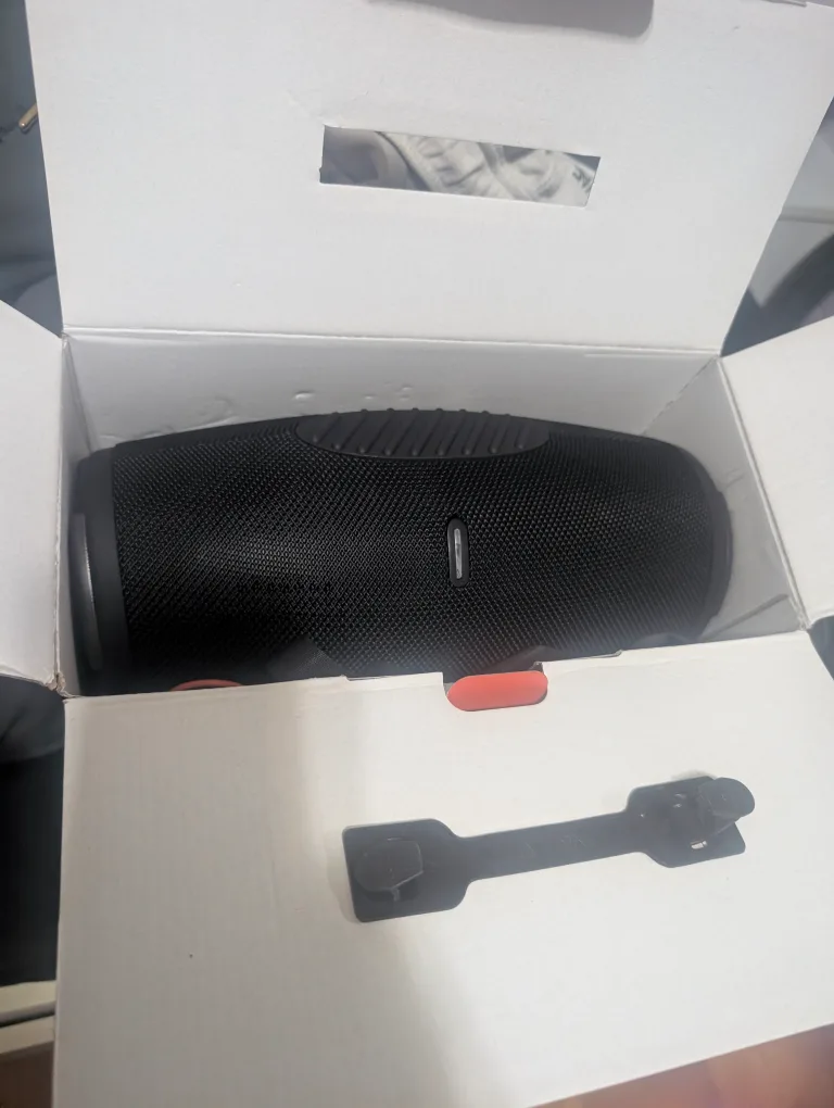 Xtreem3 Bluetooth Portable Speaker -  New in box! image indicator(2)