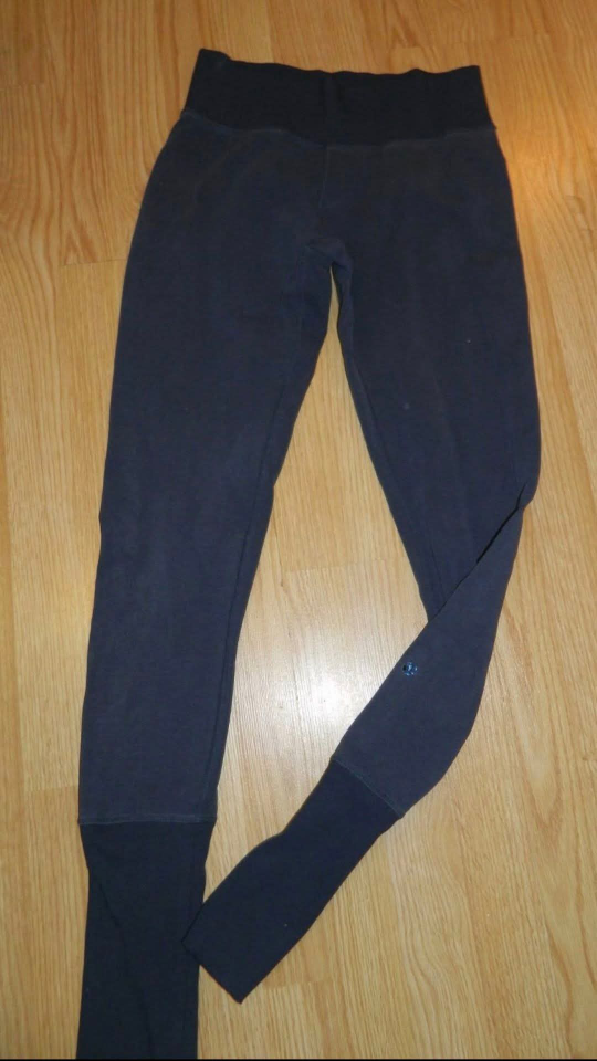 Lululemon gym john Leggings..size 6