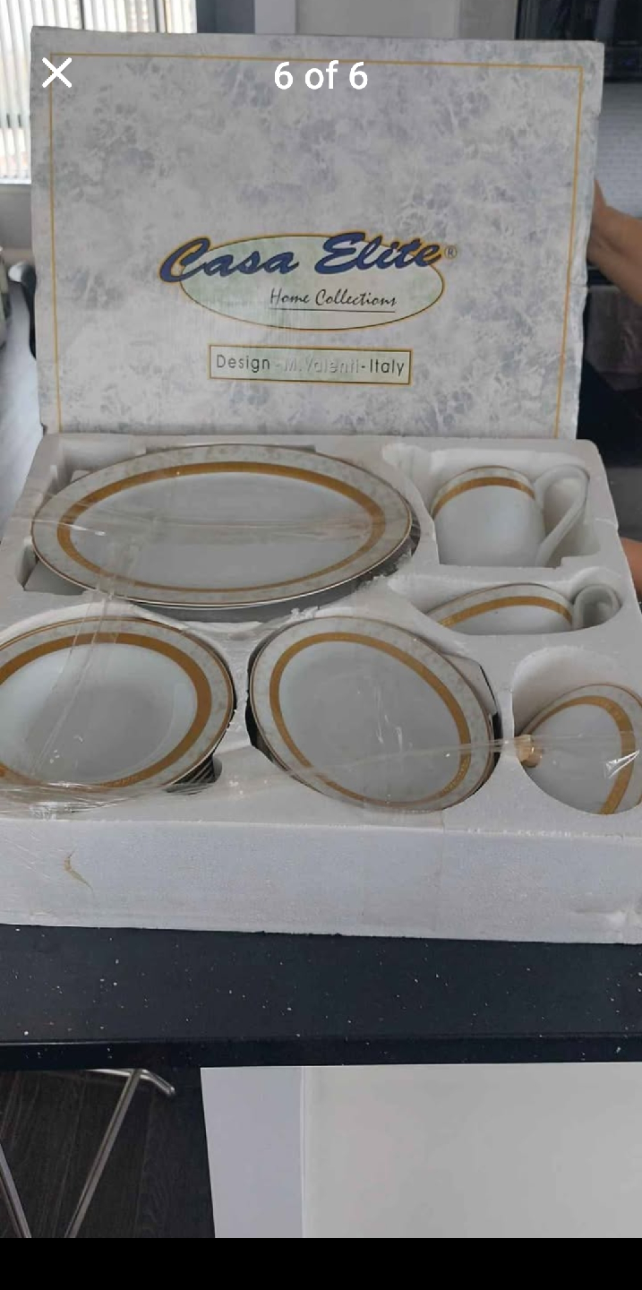 Casa Elite 98-Piece Porcelain Dinner Set - photo 5