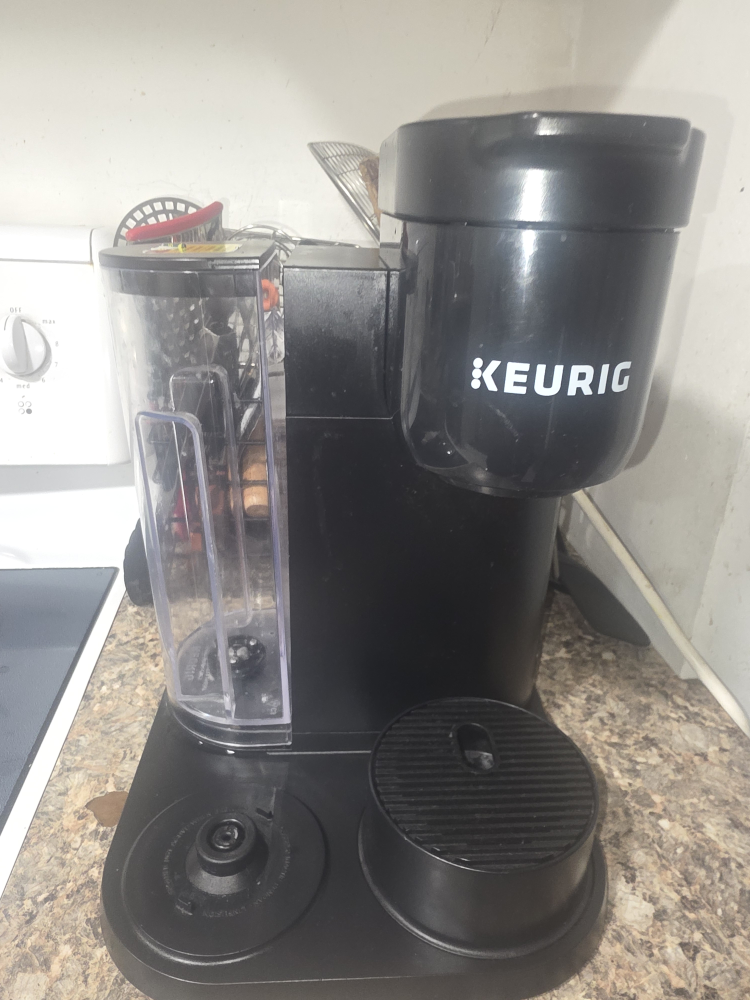 Keurig Coffee Maker - Black - photo 3