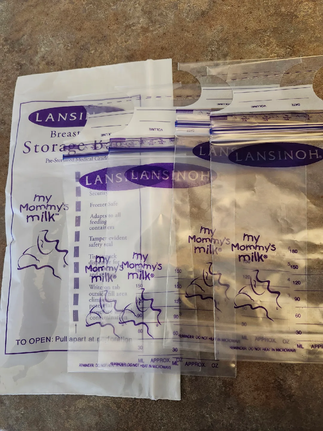4 Lansinoh Breast Milk Storage Bags 🥕