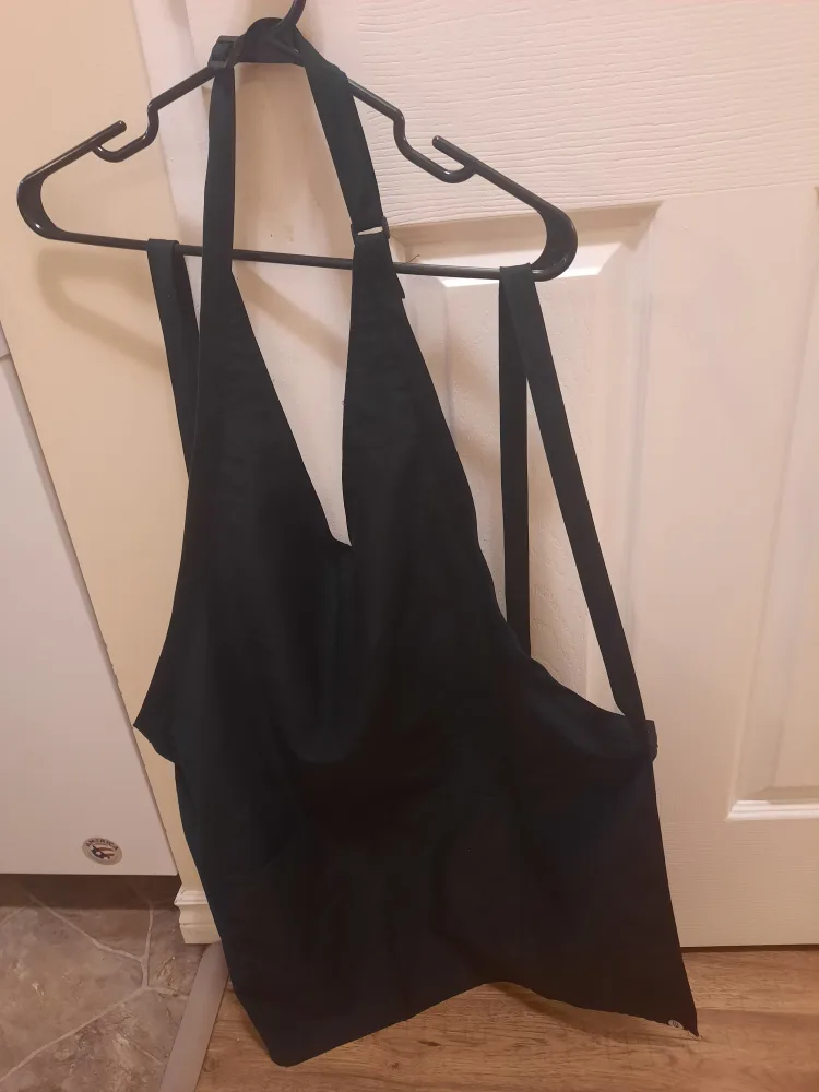 Black Apron - Adjustable Straps pick up only image indicator(2)