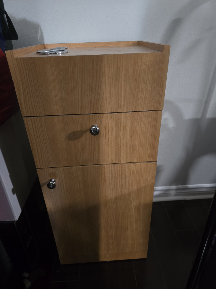 Wooden 3-Drawer Cabinet Salon Station on Wheels - photo 2