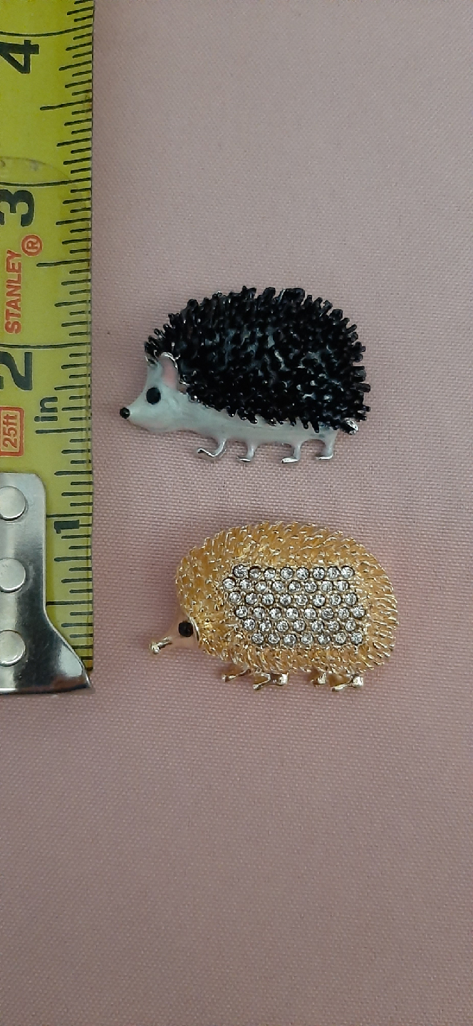 Hedgehog Brooches  $10. Each - photo 3