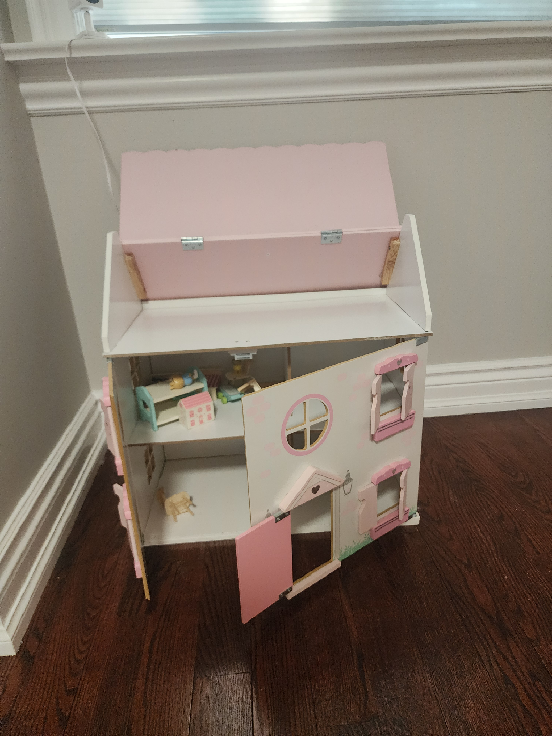 Pink & White Wooden Dollhouse - photo 2
