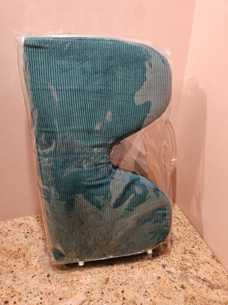 Automatic Neck Massage Pillow - New in Package! - photo 2