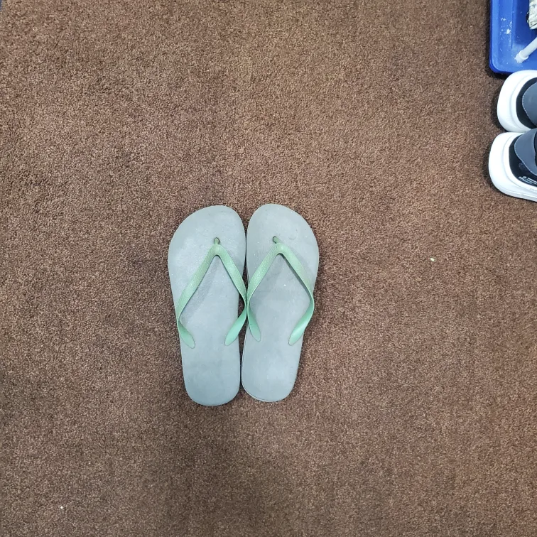 Mens Flip Flops - Size 11 thumbnail