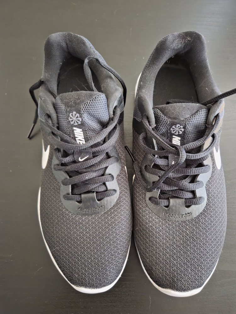 Nike Revolution 6 Running Shoes - US 7 🥕 - photo 5