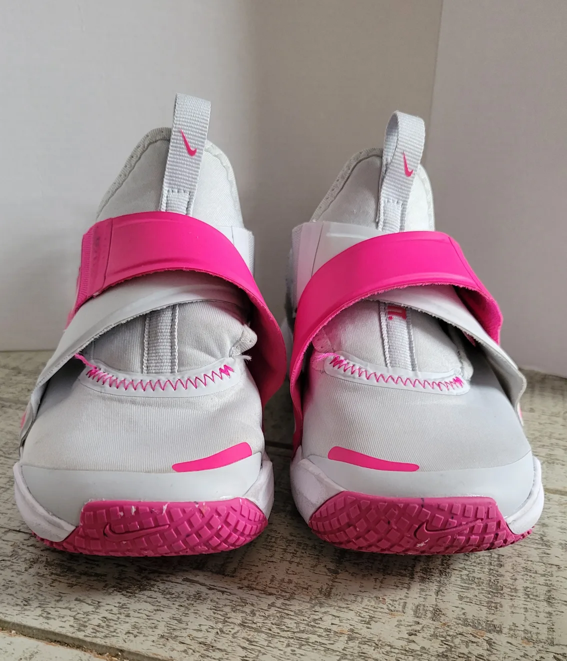 Nike Dynamo Go Flyease Kids Shoes thumbnail
