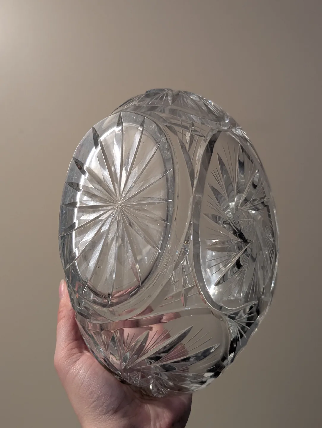 Crystal Basket with Handle ~8 inch diameter image indicator(5)