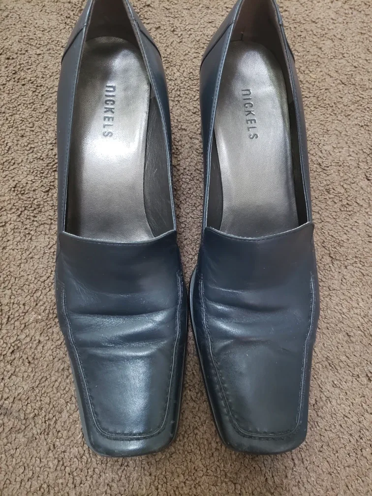 Nickels Badge Navy Torino Calf Leather Heels - Size 9 thumbnail