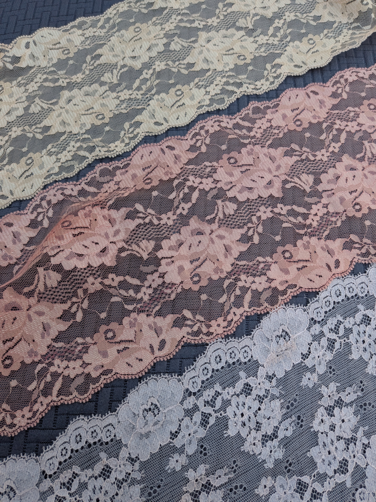 Lace Fabric Pieces - Peach, Cream, White - photo 3