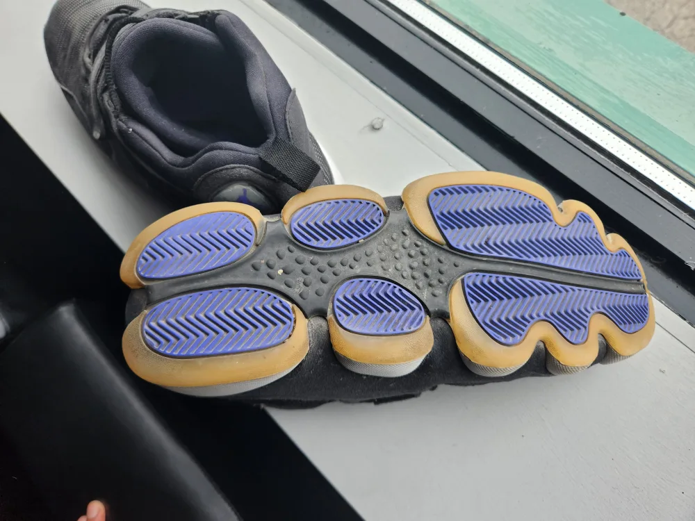 Jordan Boys' Basketball Shoes - Size 10 image indicator(6)