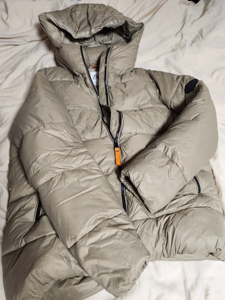 zara xs ( oversize small) thumbnail