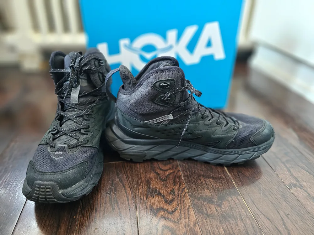 Mens 9.5 HOKA Hiking Boots Anacapa Breeze Mid Black Shoes thumbnail
