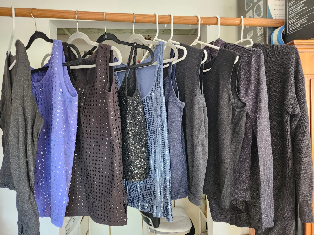 TOPS FOR WOMEN image indicator(2)