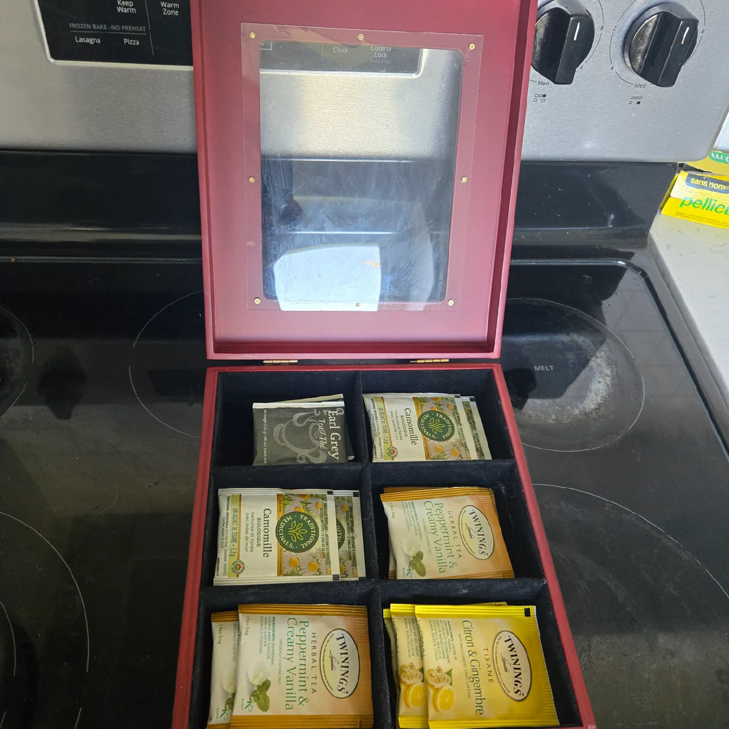 Wooden Tea Collection Gift Box (Tea Not Included) image indicator(3)