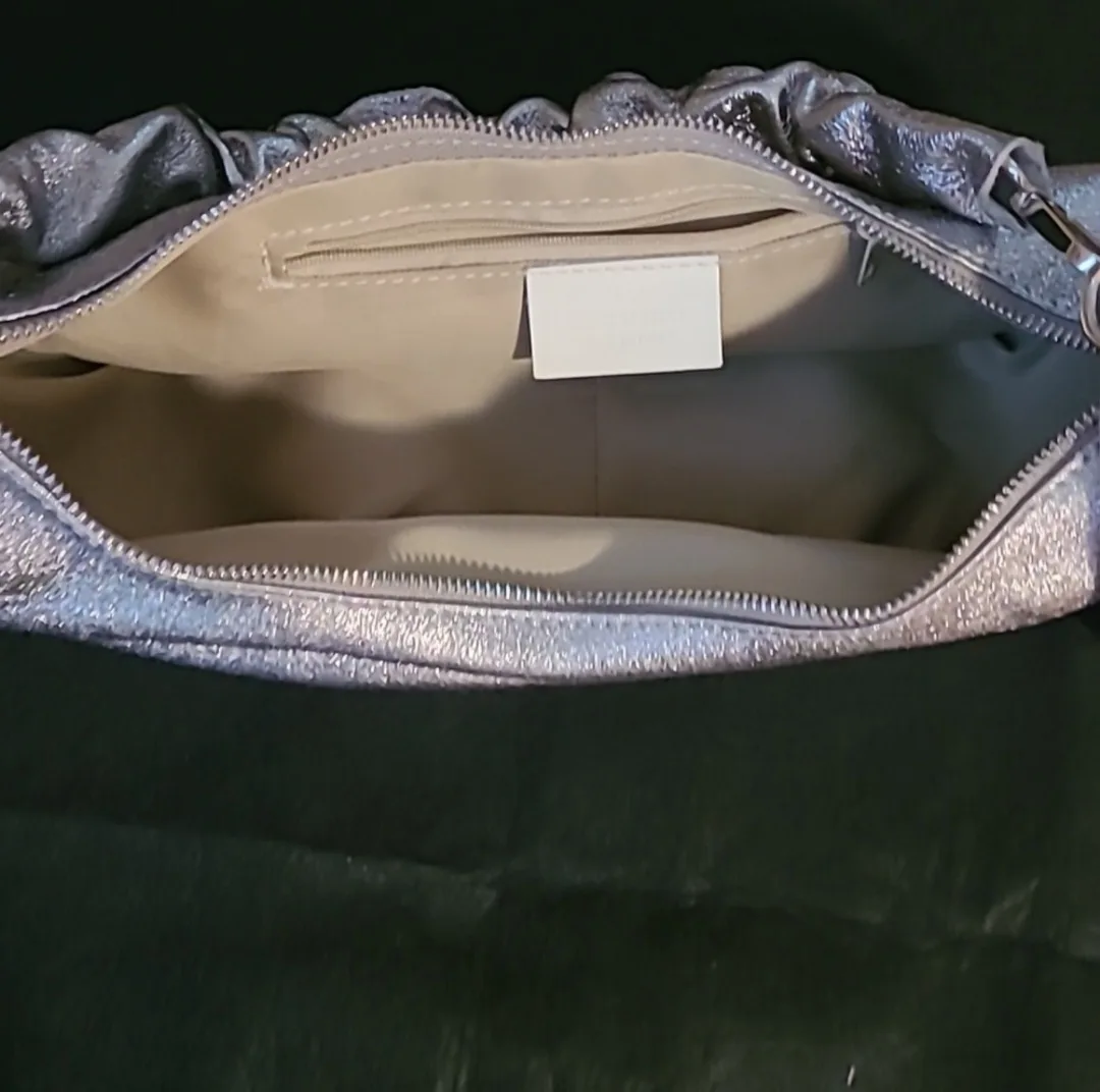 Silver Metallic Shoulder Bag image indicator(2)