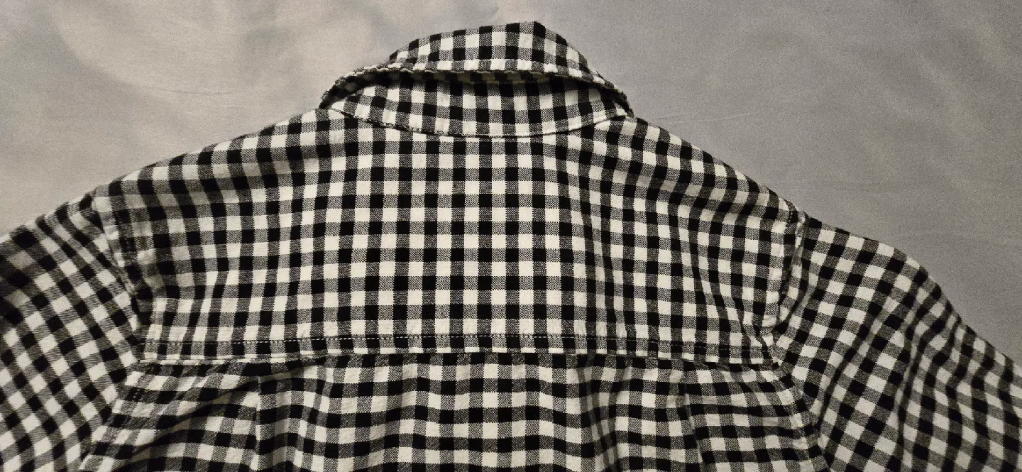 Boys Black & White Checkered Shirt! Size 7 / 8 image indicator(6)