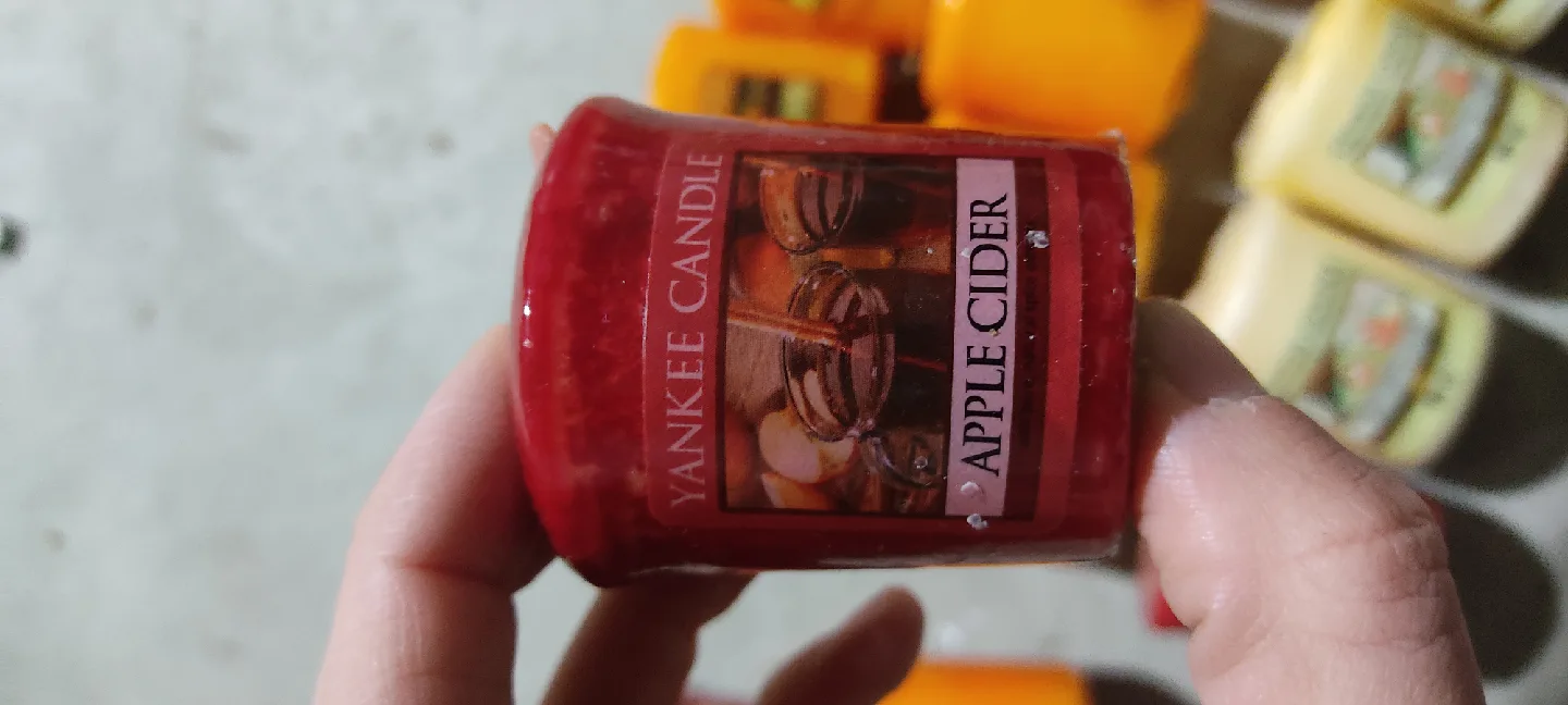 Yankee Candle Votive Candles (49g) image indicator(5)