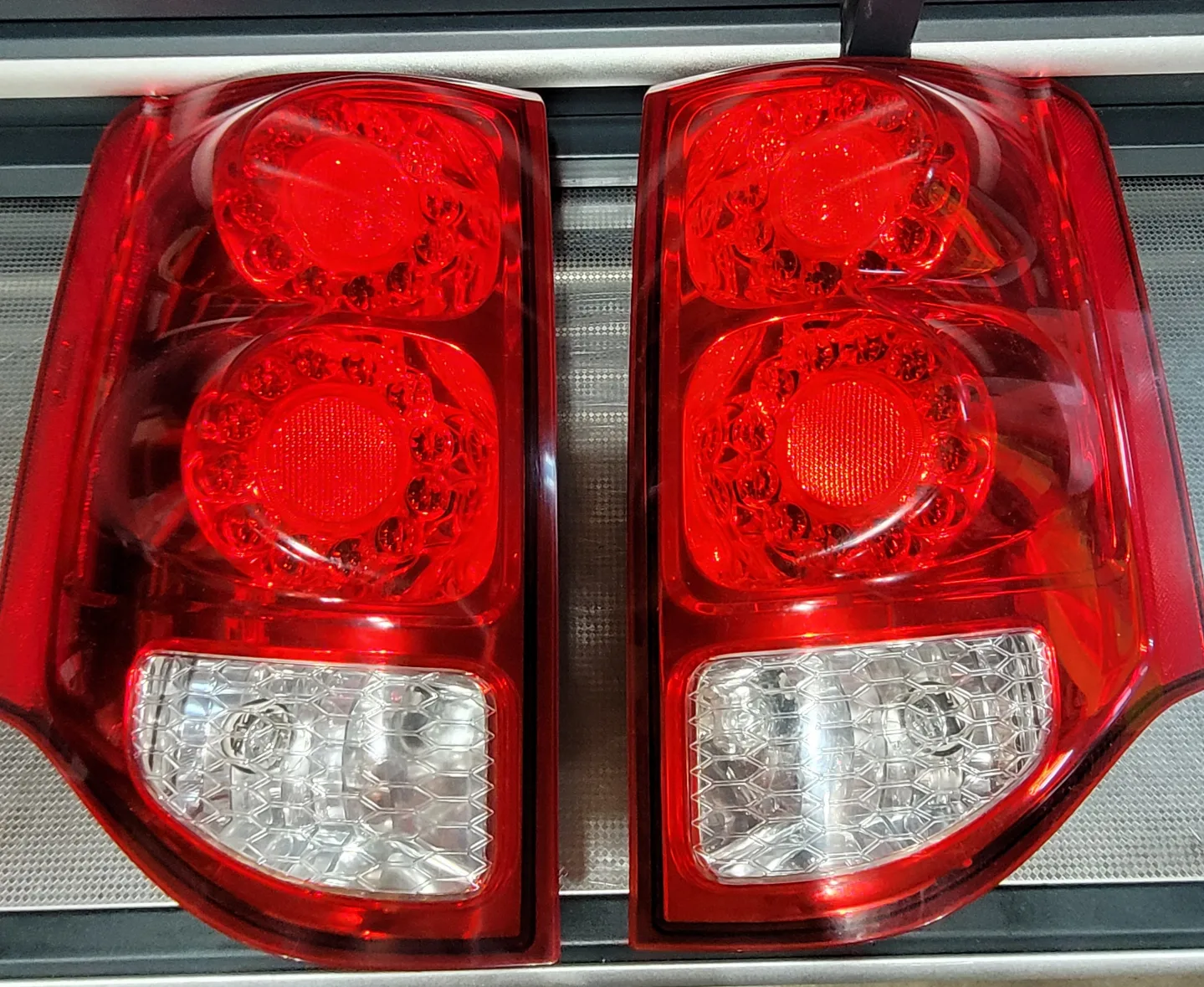 Tail lights thumbnail
