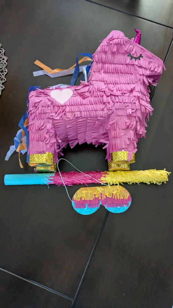 Pink Unicorn Piñata image indicator(2)