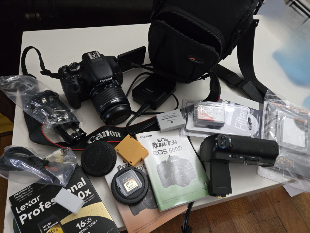 Canon EOS Rebel T3i DSLR Camera Bundle - photo 5