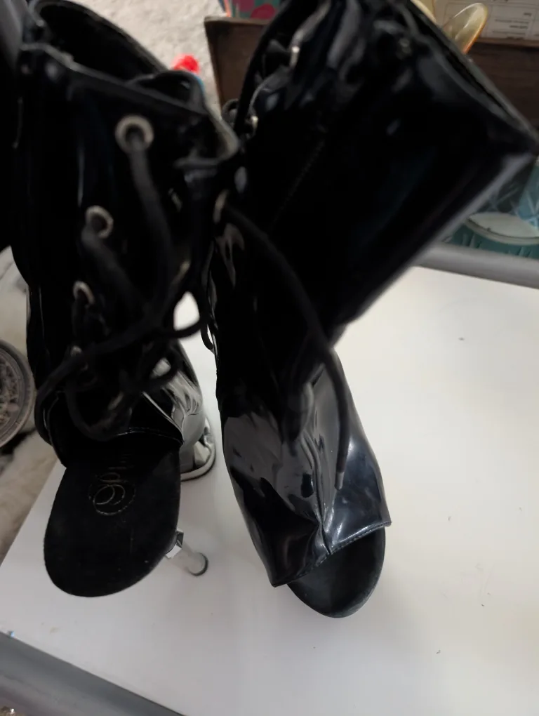 Pleaser Black Patent Platform Boots Size 8 image indicator(4)