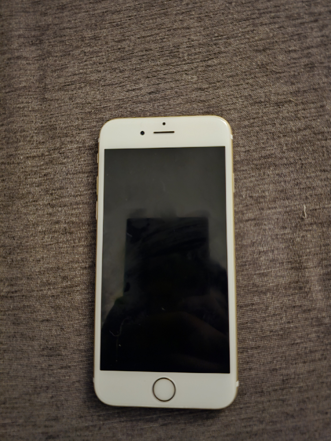 Apple iPhone 6s - Gold
