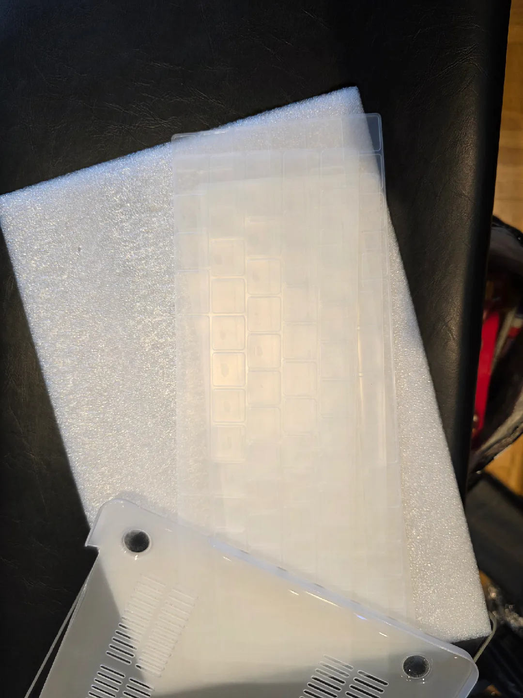 Apple Macbook Case & Keyboard Cover 13" image indicator(6)