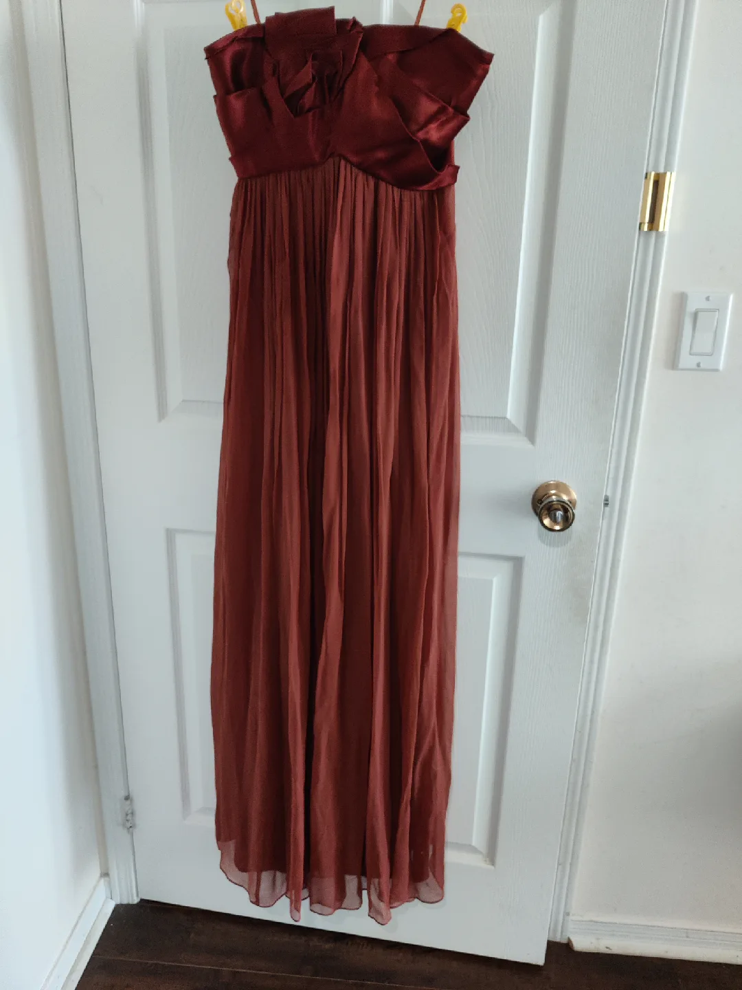 Amy & Queen Formal Dress - Size S thumbnail