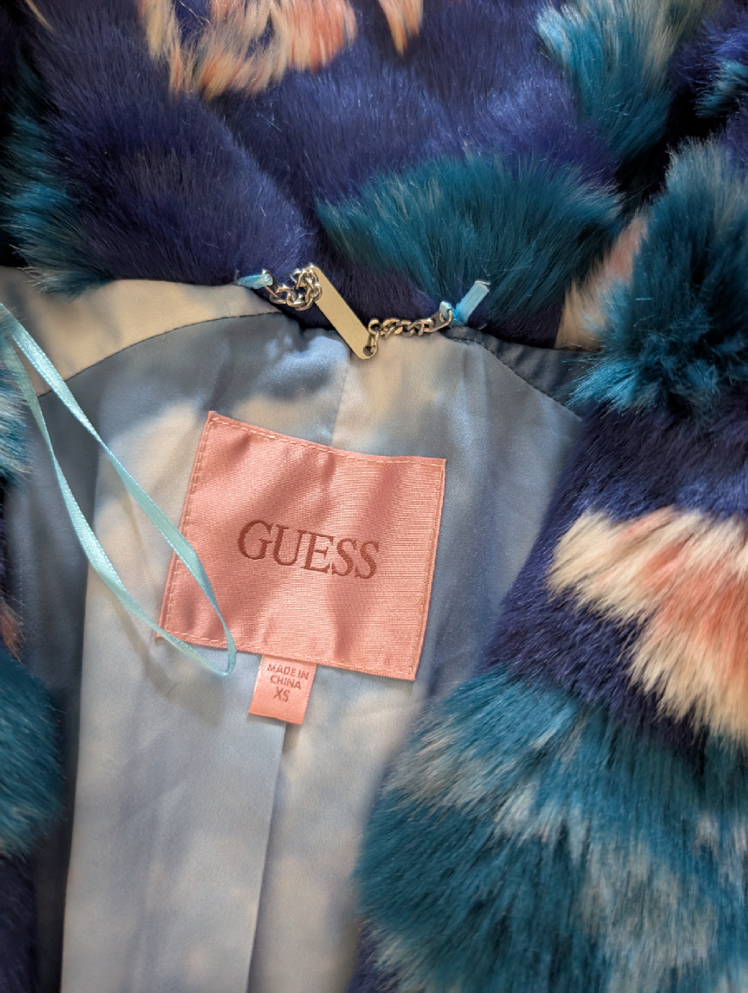 Guess Faux Fur Coat – Bold Floral Print – Size XS - photo 4