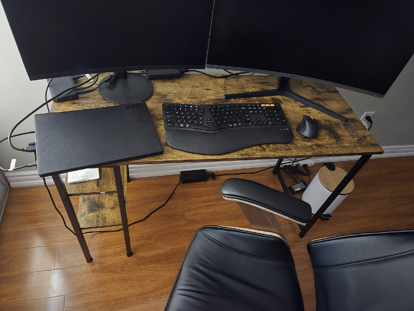 Computer office desk