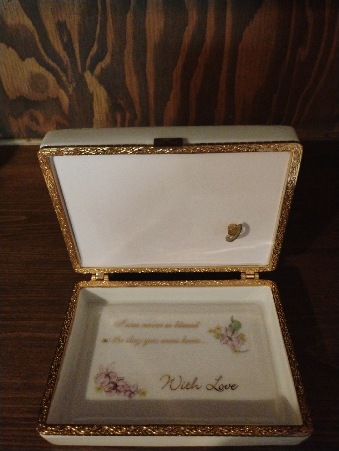 Heirloom Porcelain Granddaughter Music Box - photo 2