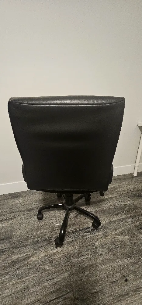 White Desk and Black Office Chair Set image indicator(5)