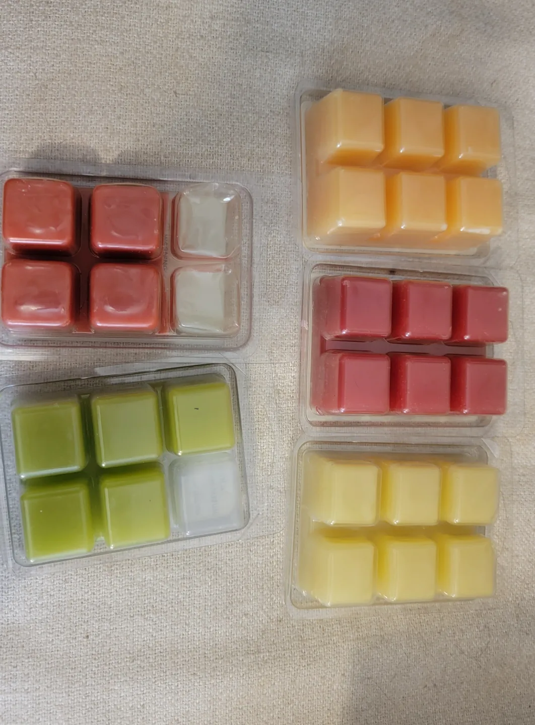 Wax Melts Bundle: ScentSationals & AmbiEscents image indicator(2)