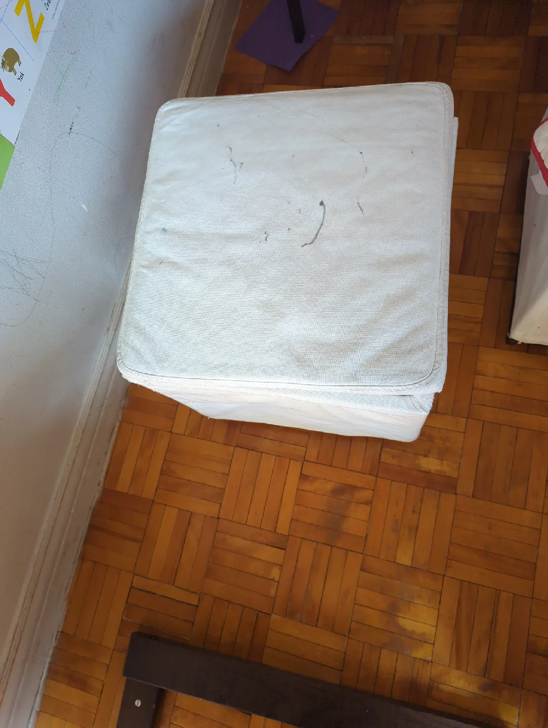 Ottoman / Foot Stool image indicator(2)