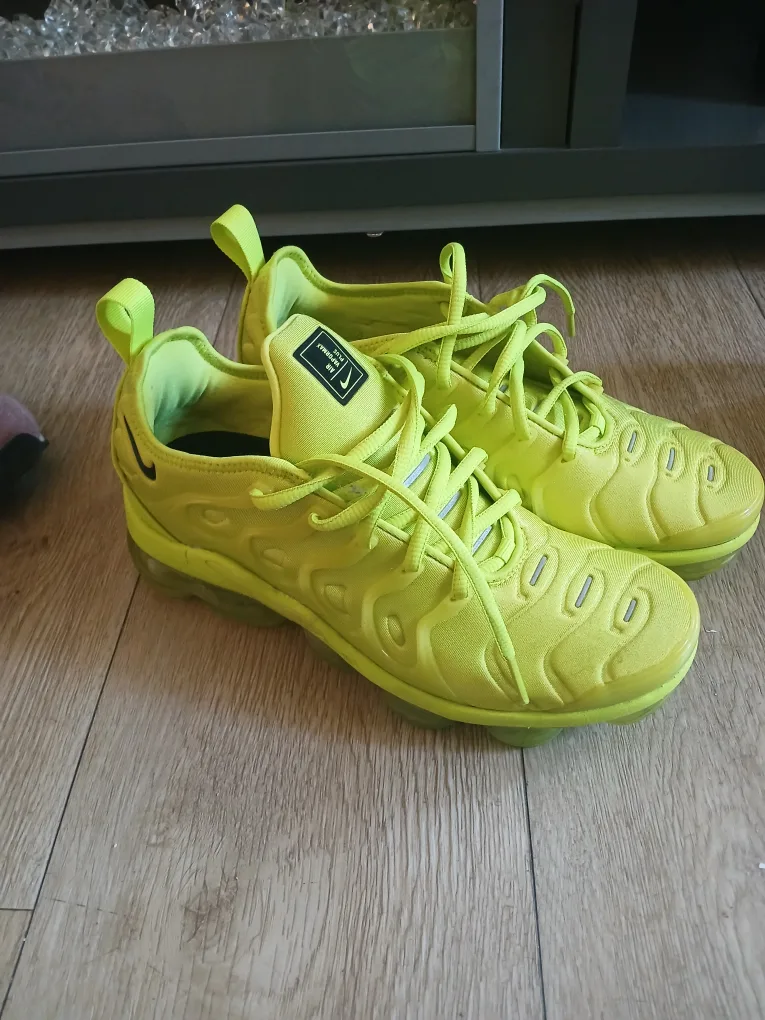 Nike Air Vapormax Plus Yellow thumbnail
