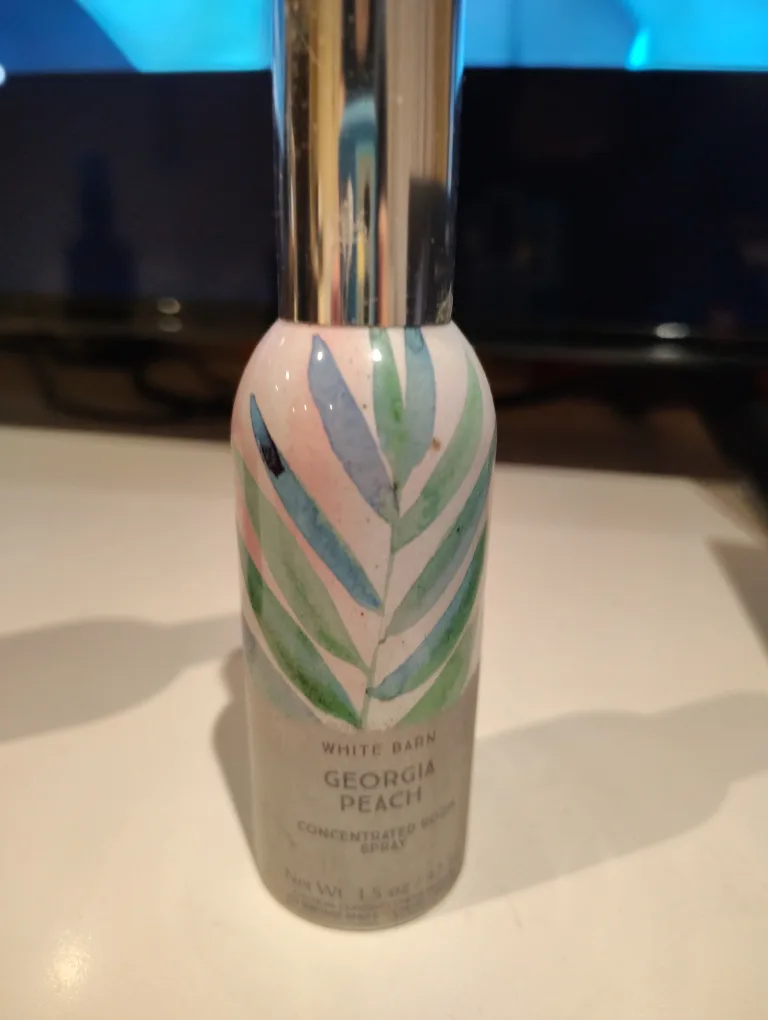 Saje Unwind Calming Mist & White Barn Georgia Peach Room Spray thumbnail