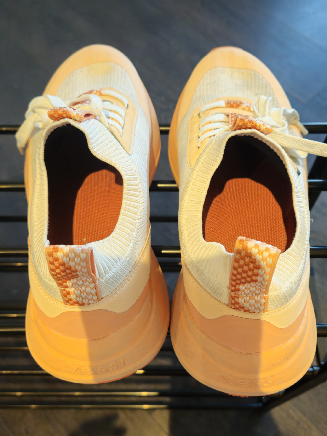 Vessi Sneakers – Women’s Size 7 (240mm) - photo 3