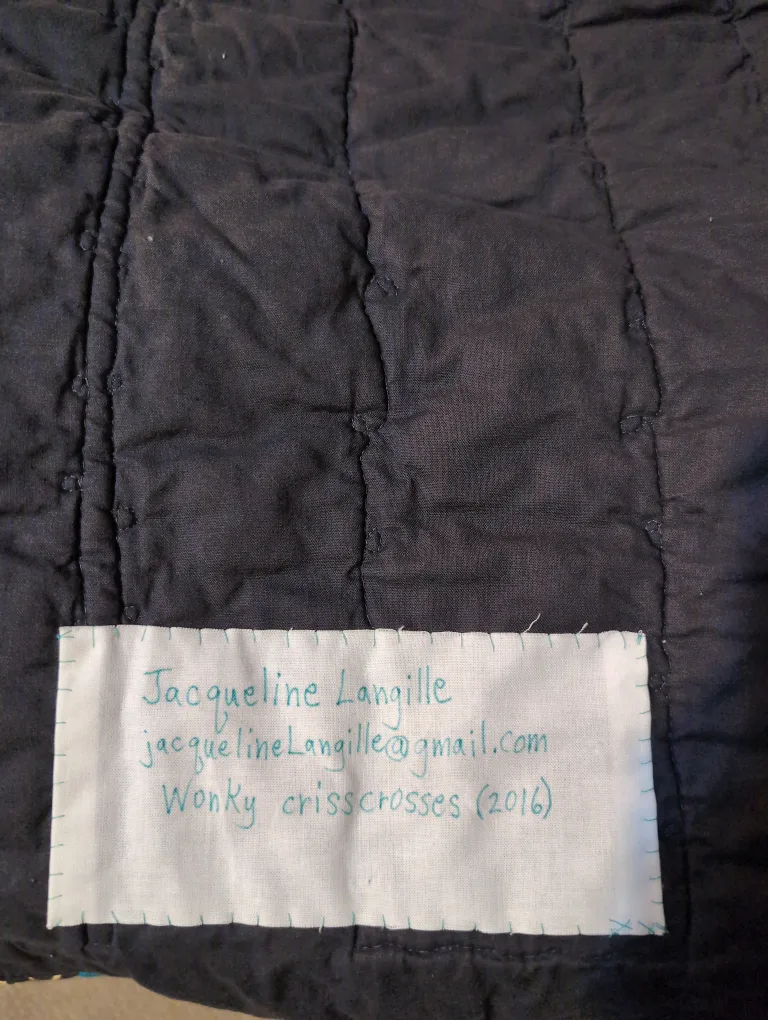 Handmade Quilt - Wonky Crisscrosses Design image indicator(5)